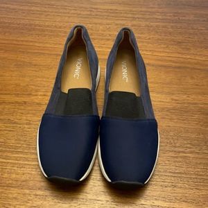 Vionic shoes